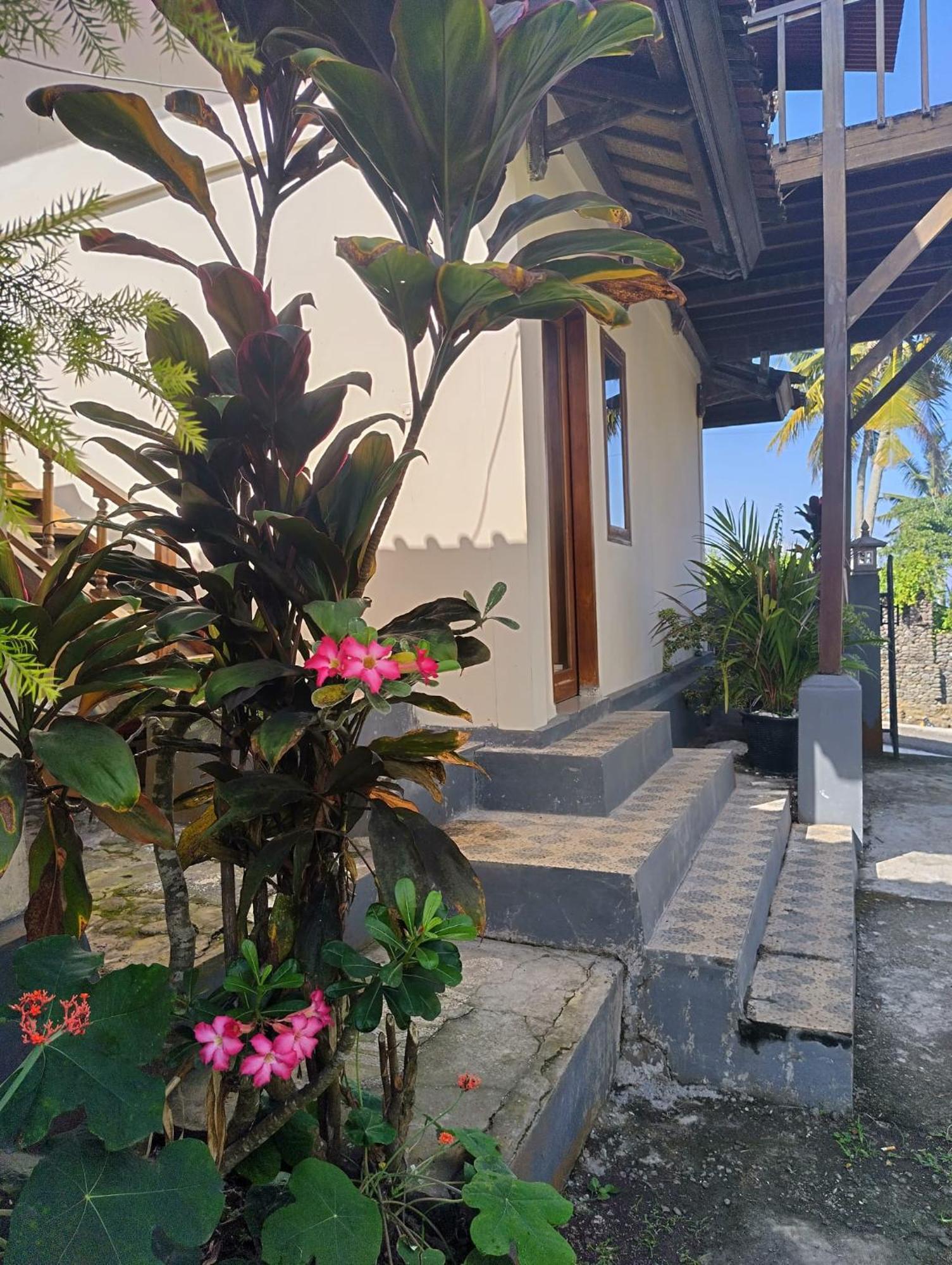 Kirra'S Beach House Пулукан Экстерьер фото